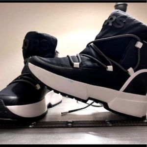 Michael Kors winter boots